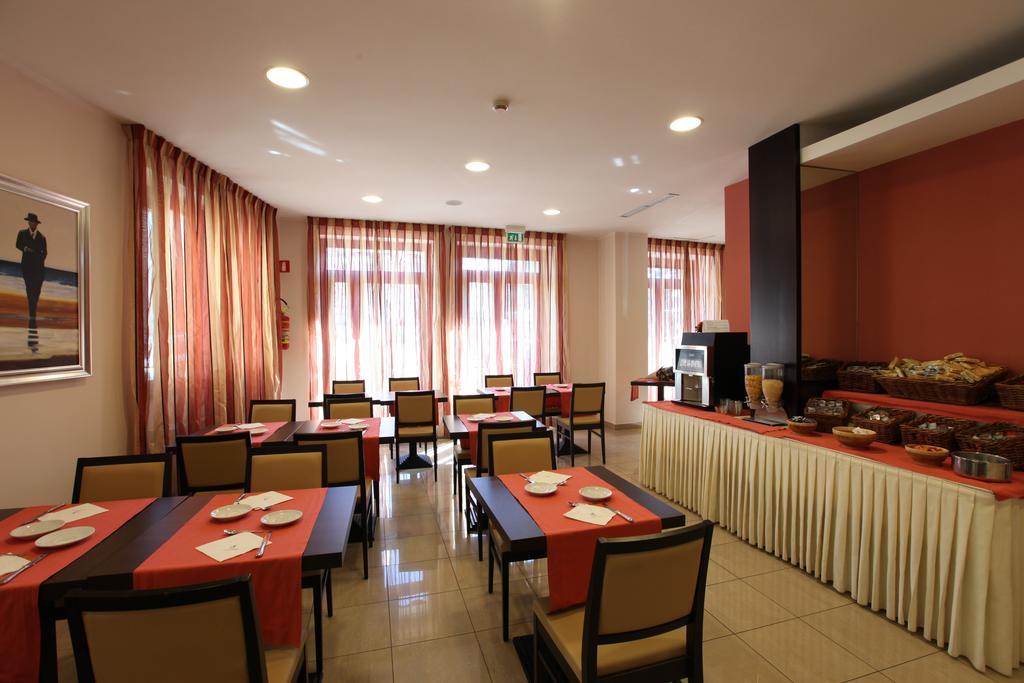 Hotel Cavour Rieti Esterno foto