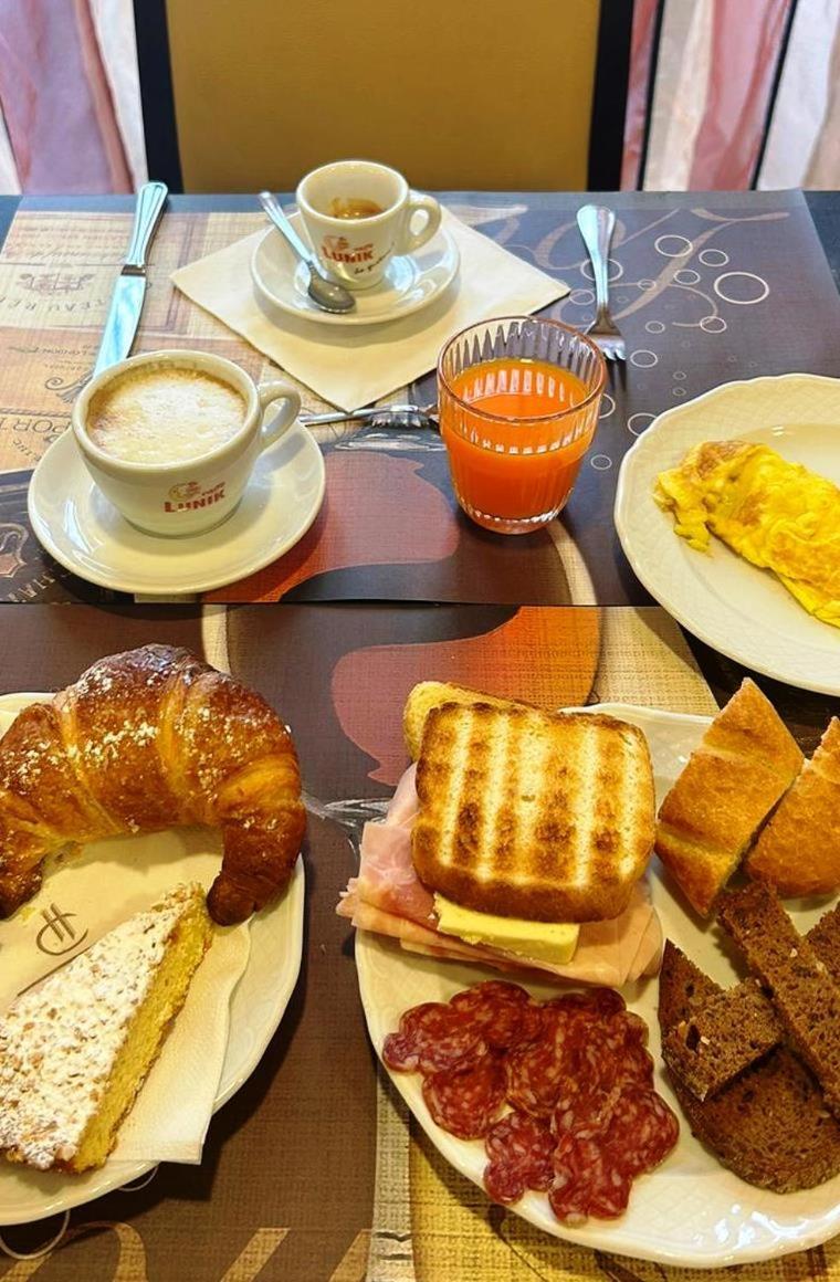 Hotel Cavour Rieti Esterno foto