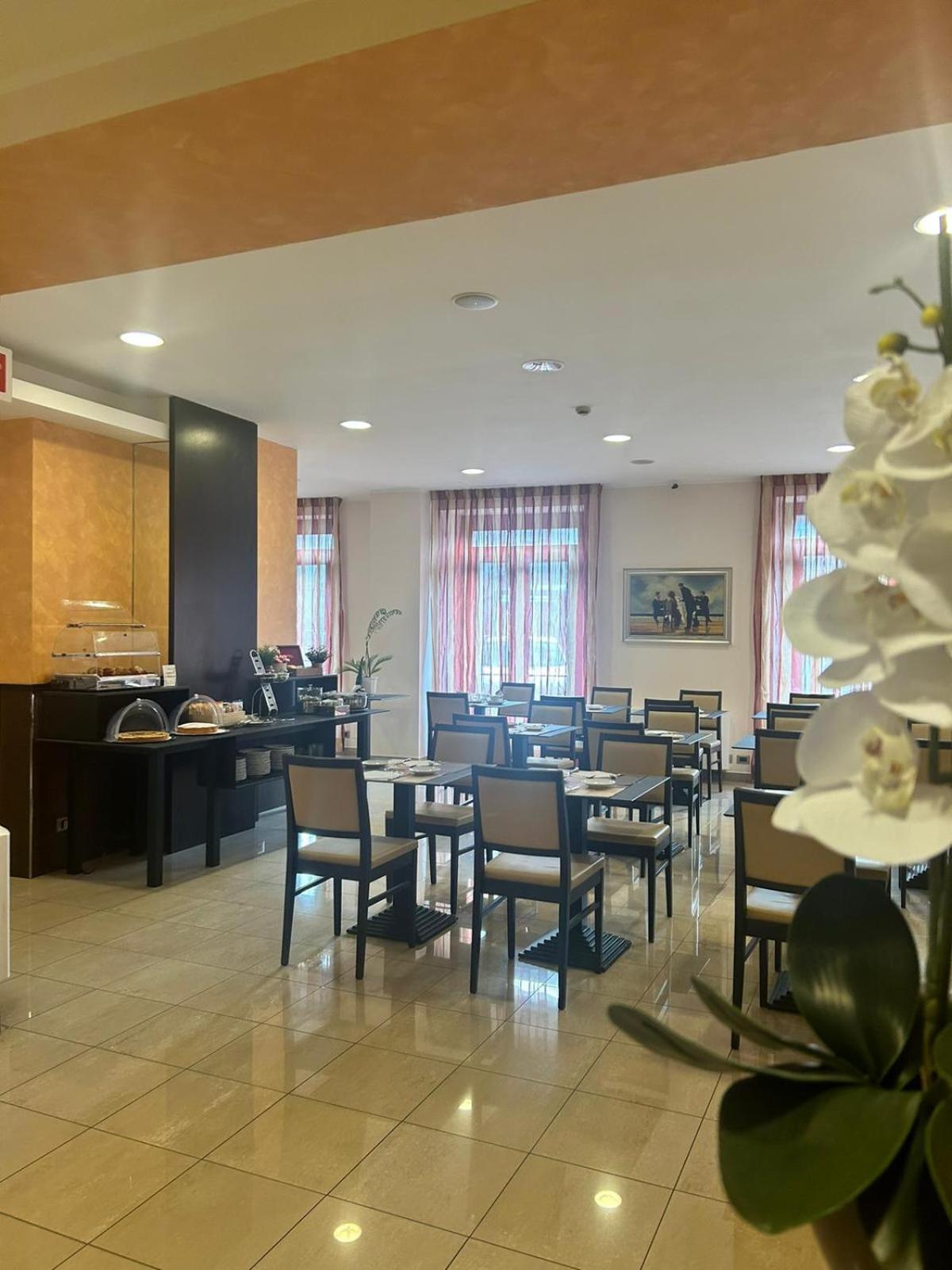 Hotel Cavour Rieti Esterno foto