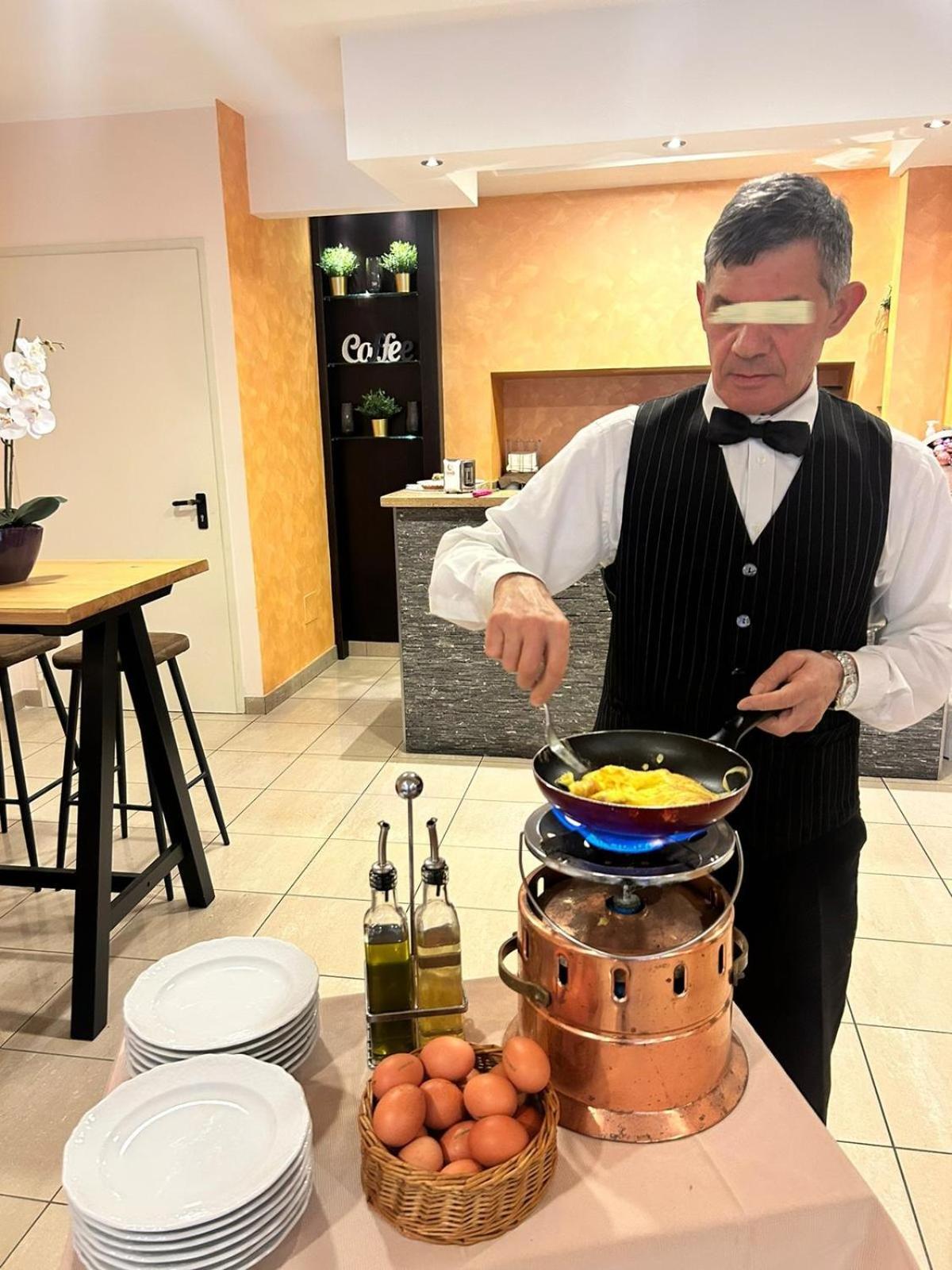 Hotel Cavour Rieti Esterno foto