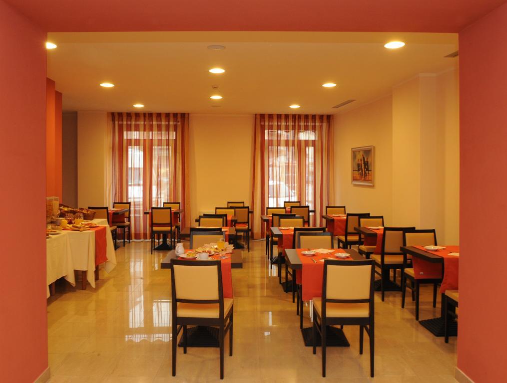 Hotel Cavour Rieti Esterno foto